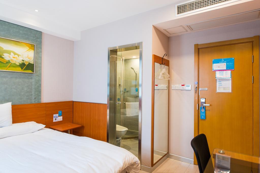 Hanting Express Shanghai South Shanxi Road Exterior photo